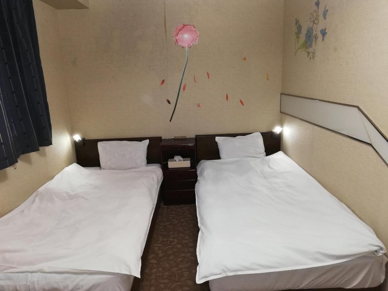Family & Bakpak Tokyo Hostel Ngoại thất bức ảnh